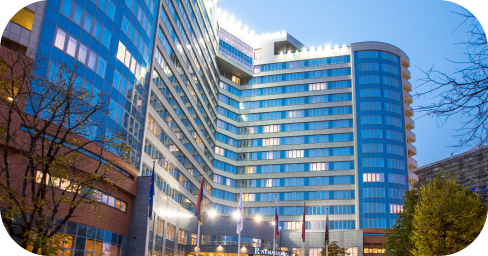 Отель Монарх